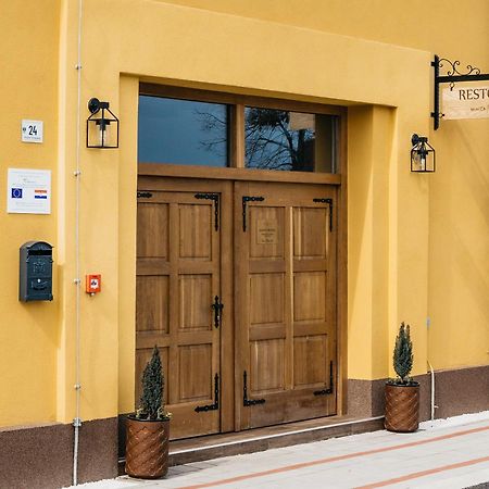 Отель Pansion Mihica Dvori Babina Greda Экстерьер фото